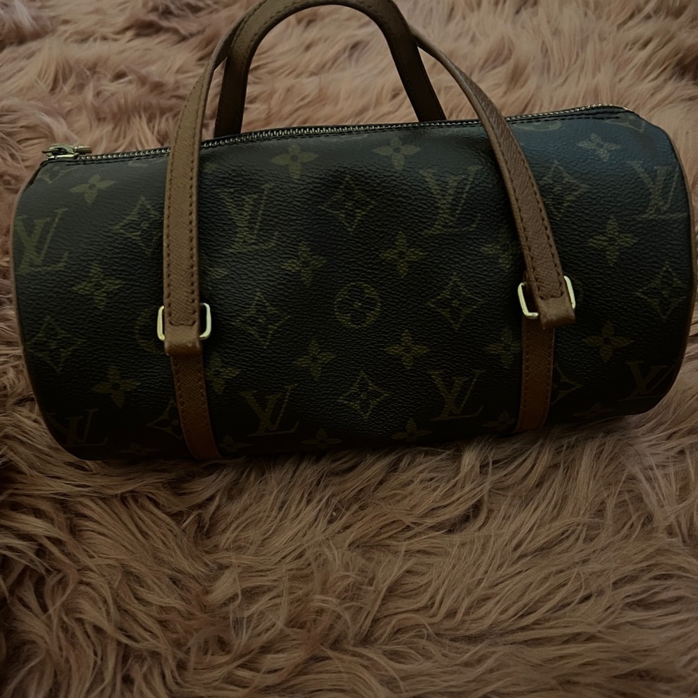 Louis Vuitton Papillion